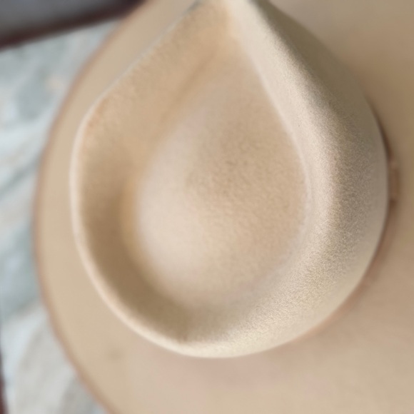 Lack Of Color Rancher - Picture 7 of 9